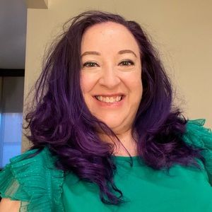 Meet your Posher, Lisa